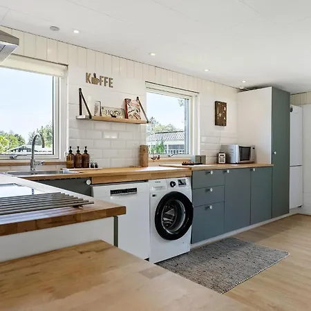 3 Bedroom In *