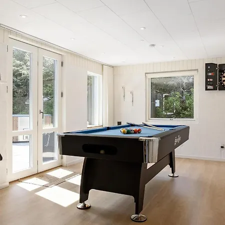 3 Bedroom In * Hals
