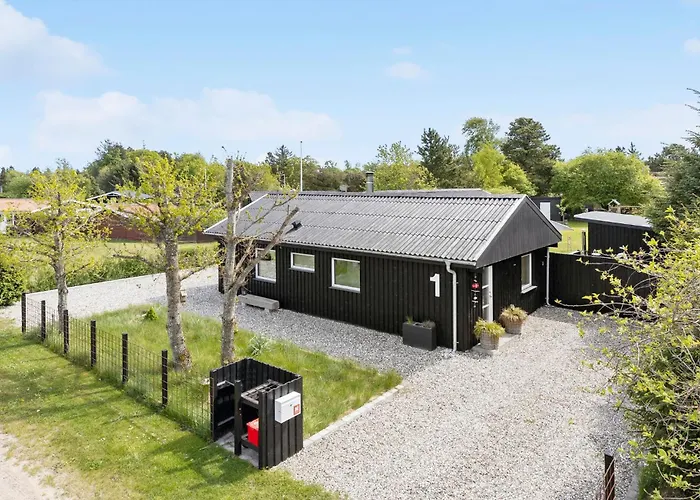 Semesterbostad Luxurious In With Wifi Hals